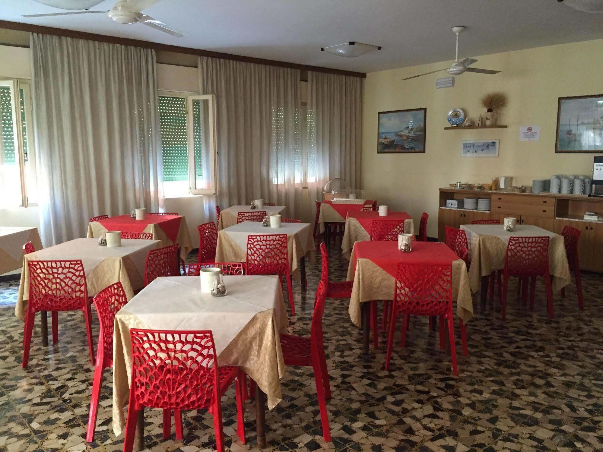 Hotel Zaghini Rimini Extérieur photo