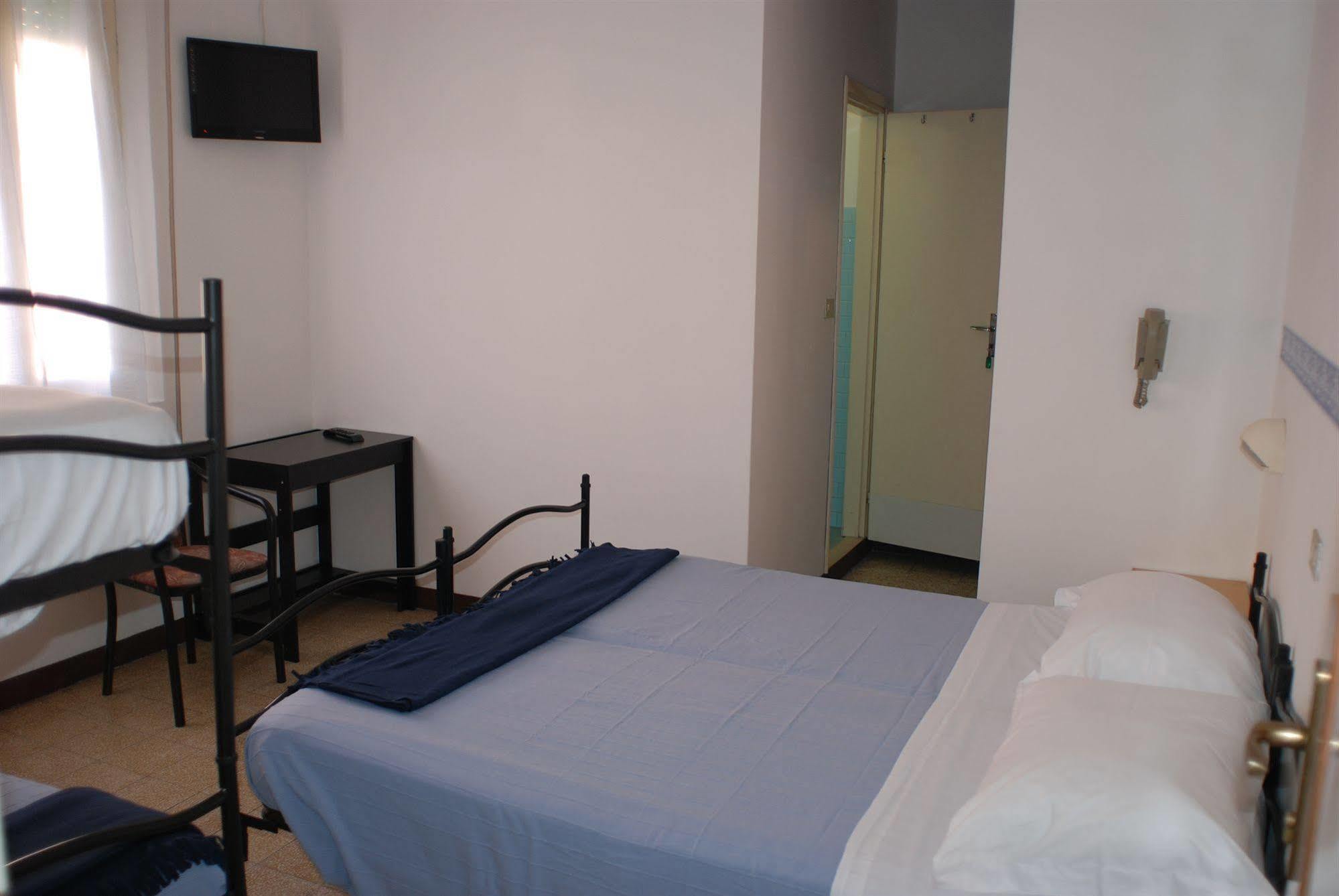 Hotel Zaghini Rimini Extérieur photo