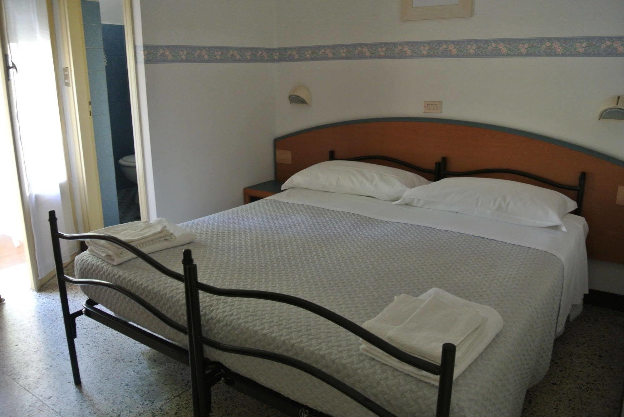 Hotel Zaghini Rimini Extérieur photo